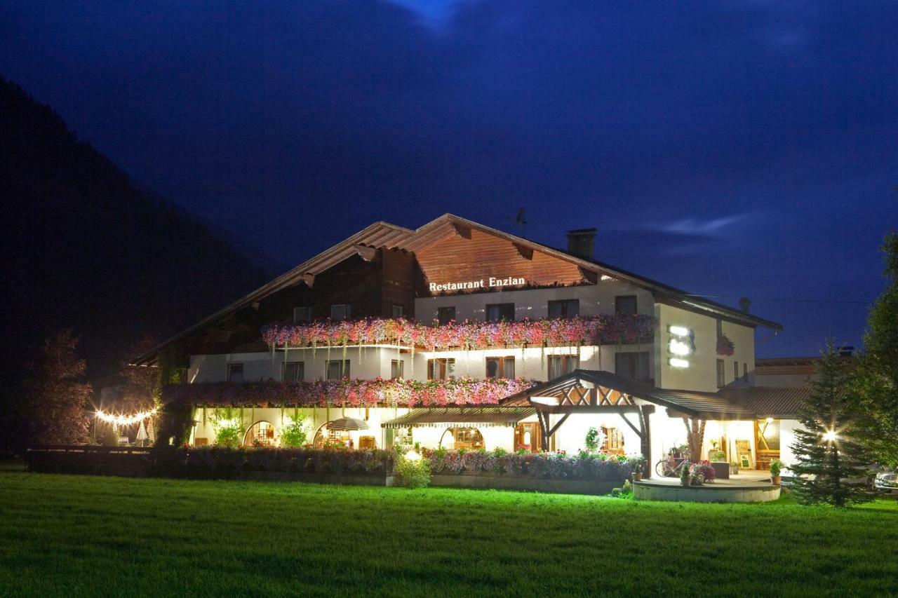 Gasthof Enzian Tannheim Kültér fotó